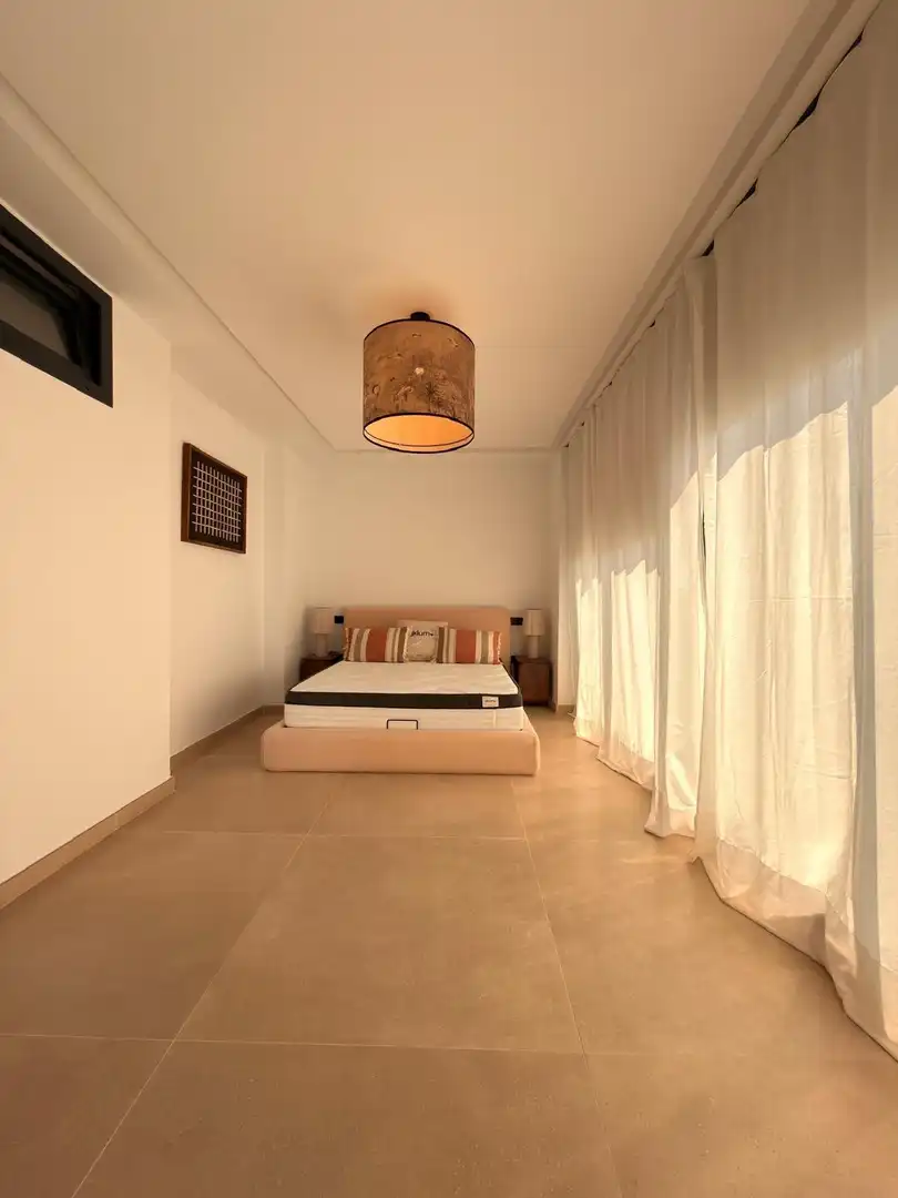 Schlafzimmer von Dachboden zur Miete in Alicante / Alacant mit Klimaanlage, Heizung und Terrasse