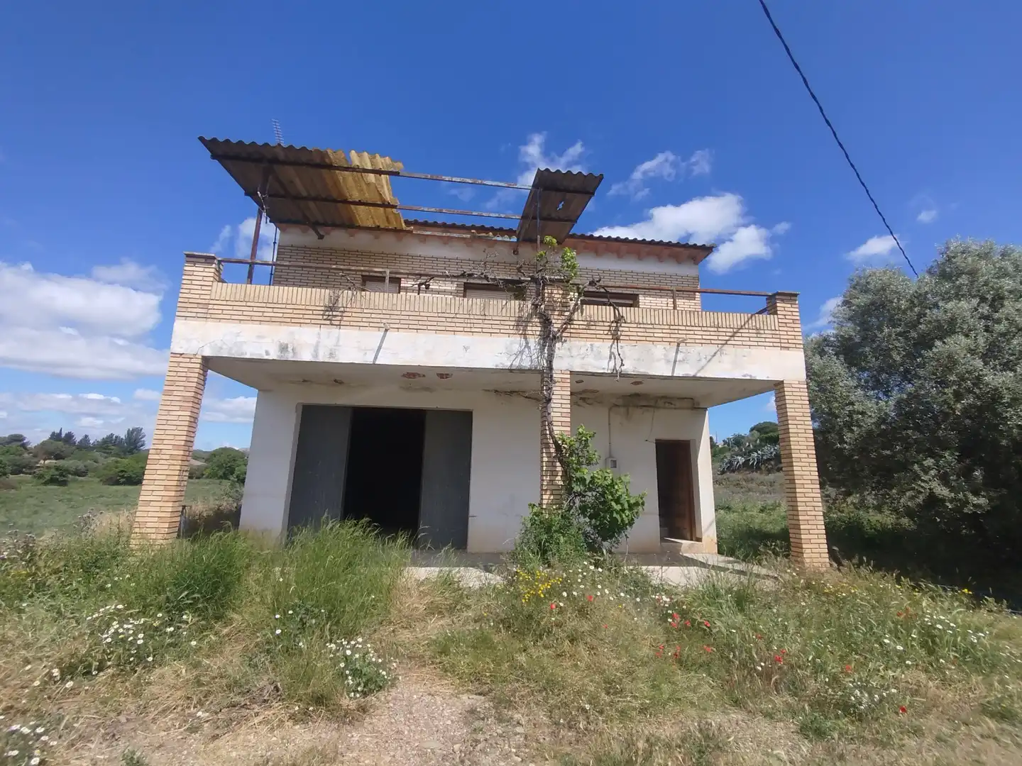 Vista exterior de Finca rústica en venda en Tamarite de Litera amb Terrassa i Traster