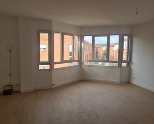 Bedroom of Flat for sale in Miranda de Ebro