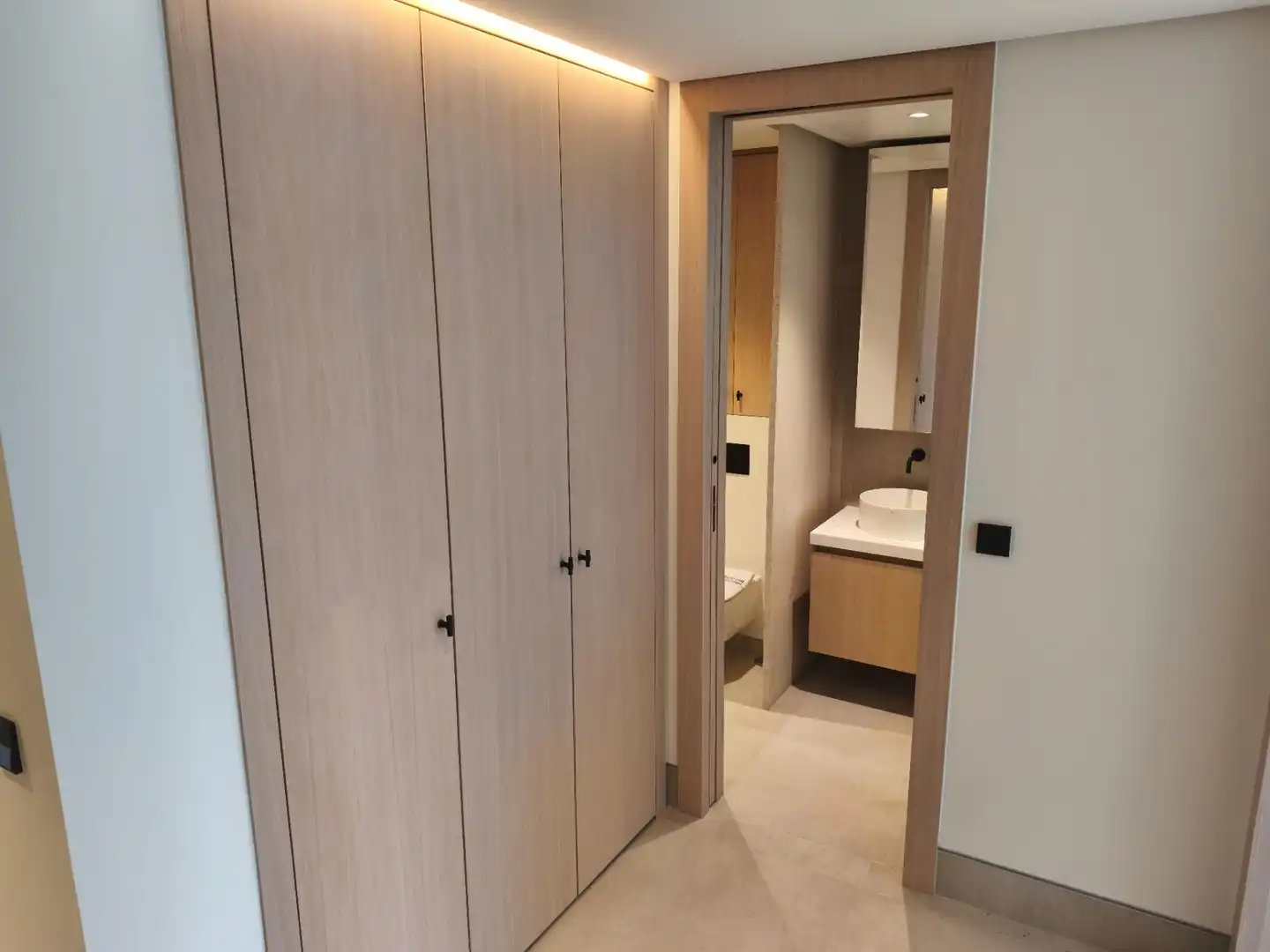 Badezimmer von Wohnung zur Miete in Málaga mit Klimaanlage, Heizung und Terrasse