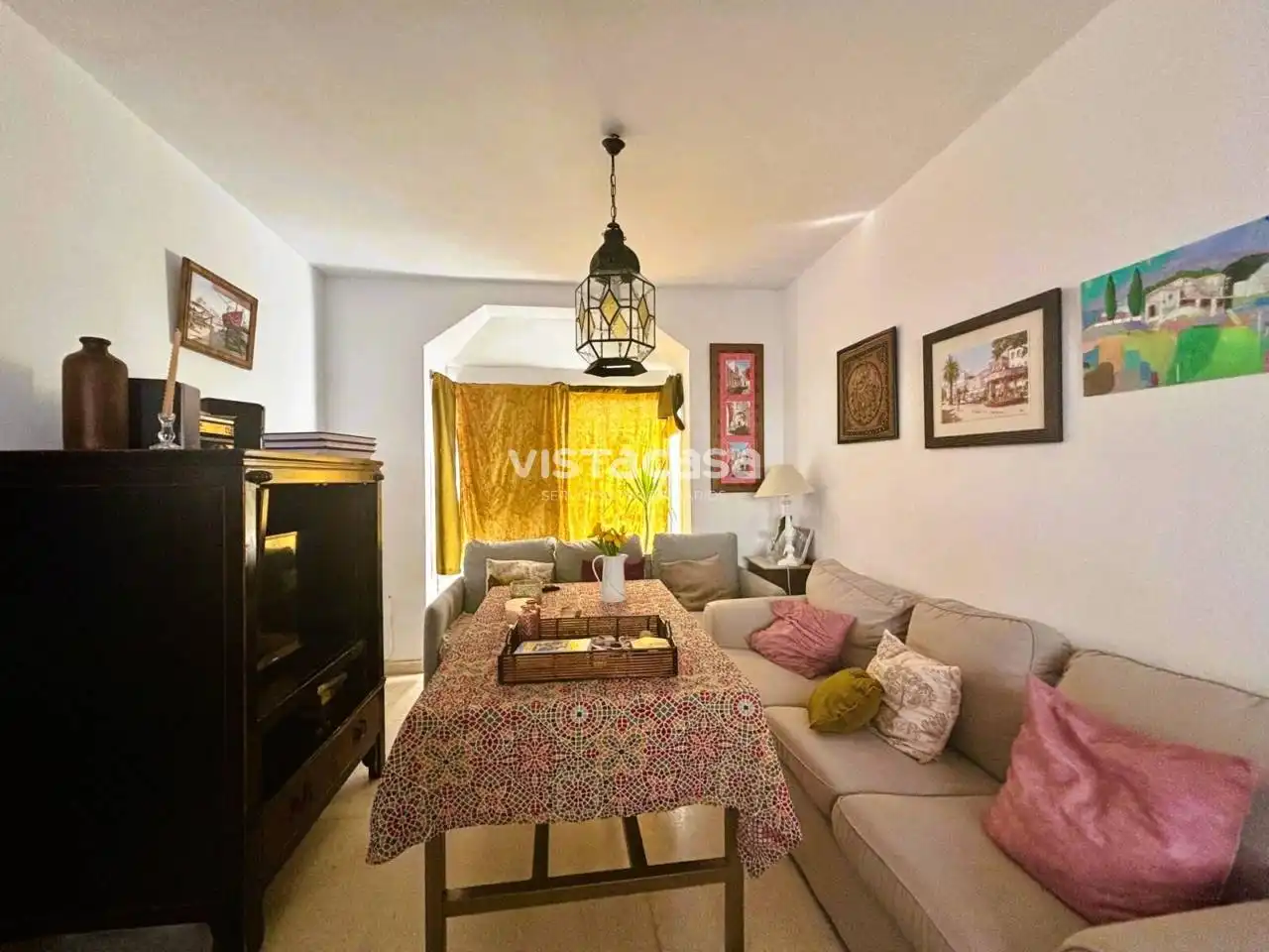 Sala d'estar de Casa adosada en venda en Mairena del Alcor amb Aire condicionat, Calefacció i Jardí privat
