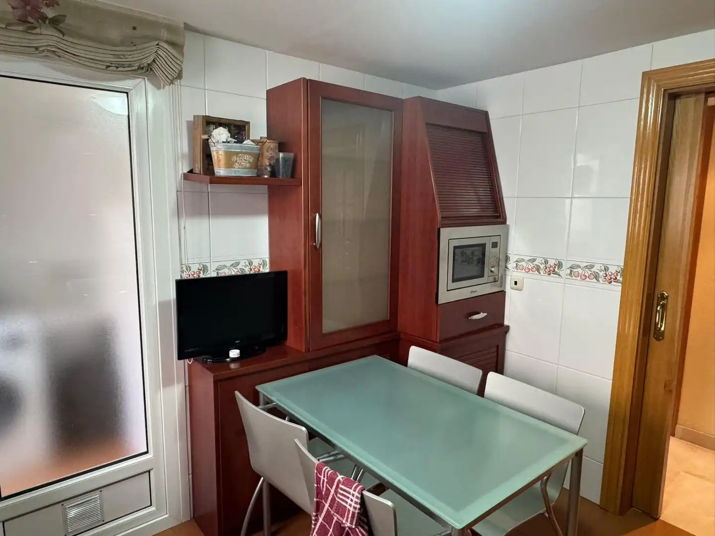 Cuina de Pis en venda en Granada amb Aire condicionat, Calefacció i Moblat