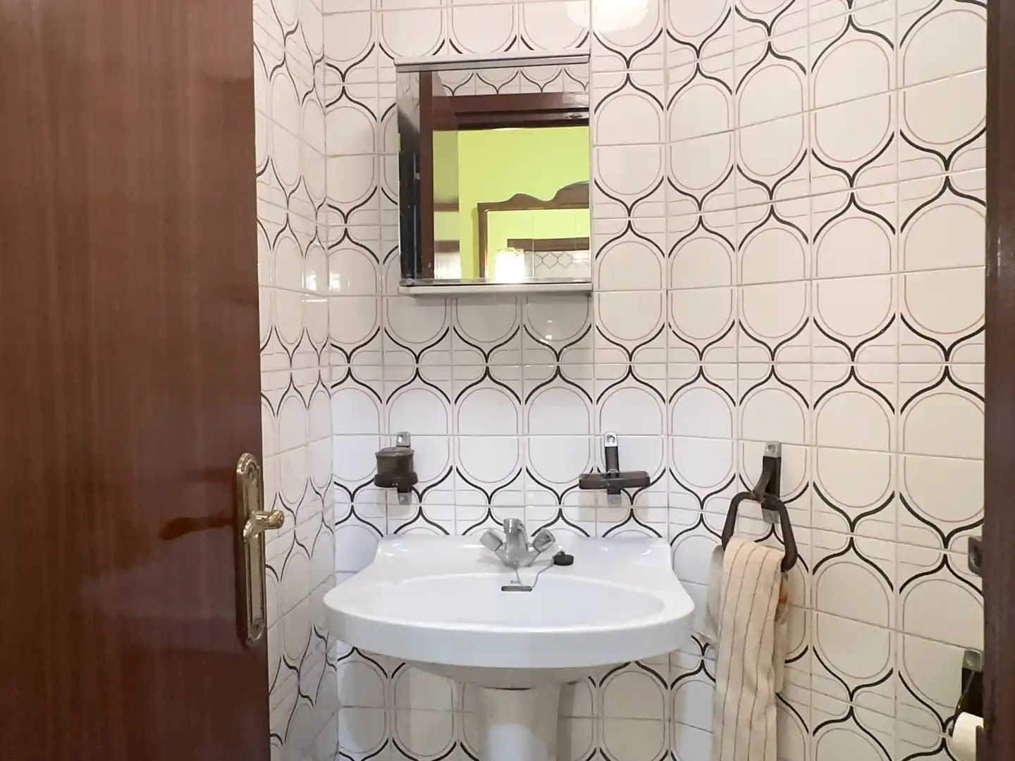 Bathroom of Flat for sale in Vitoria - Gasteiz  with Heating, Terrace and Furnished