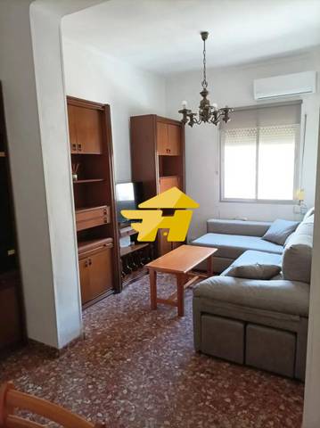 Piso en Alquiler en Calle Salamanca en El Molinillo - Capuchinos