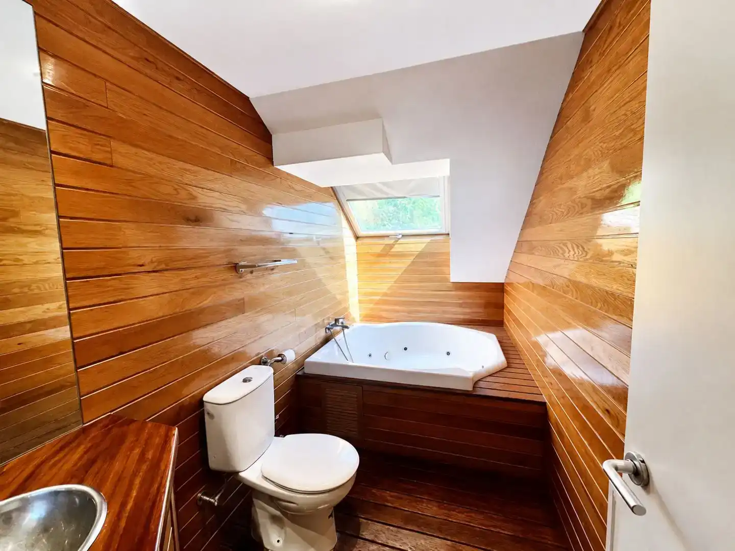 Bathroom of Flat for sale in Torrelodones  with Swimming Pool