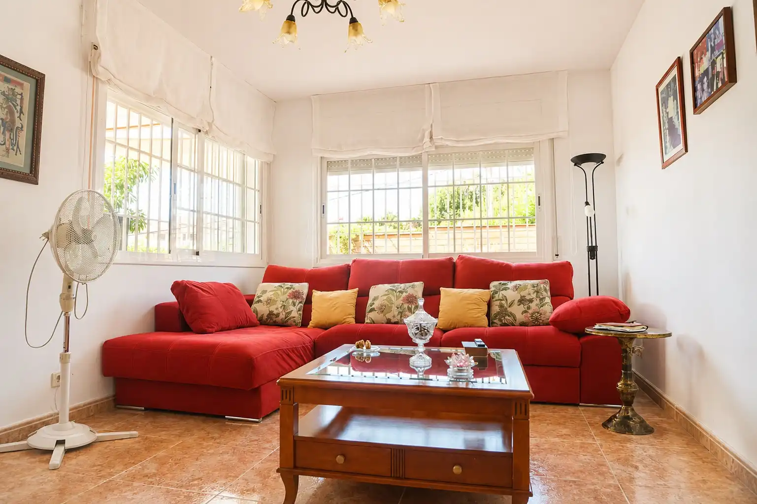 Sala d'estar de Casa o xalet en venda en Fogars de la Selva amb Calefacció, Jardí privat i Terrassa