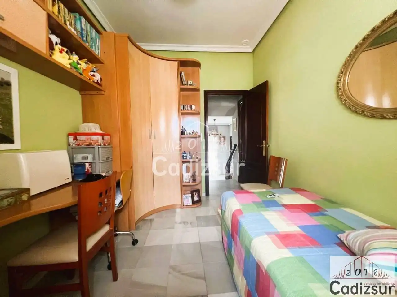 Habitación de Piso en venta en Cádiz con Balcón