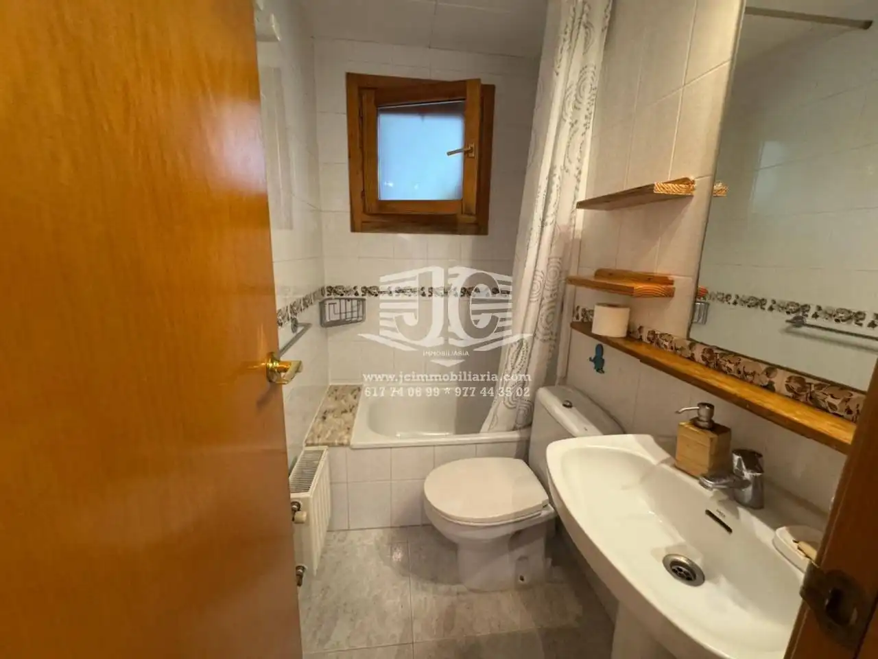 Bany de Casa o xalet en venda en Tortosa amb Aire condicionat, Calefacció i Jardí privat