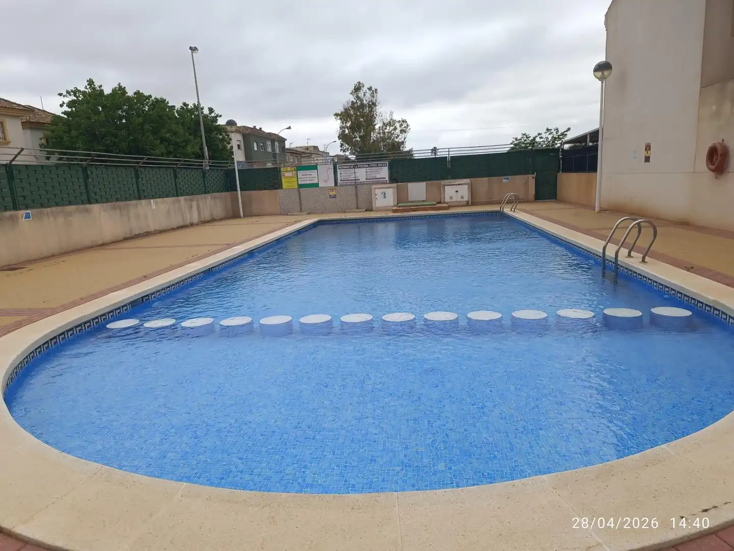 Piscina de Casa adosada en venta en Cartagena