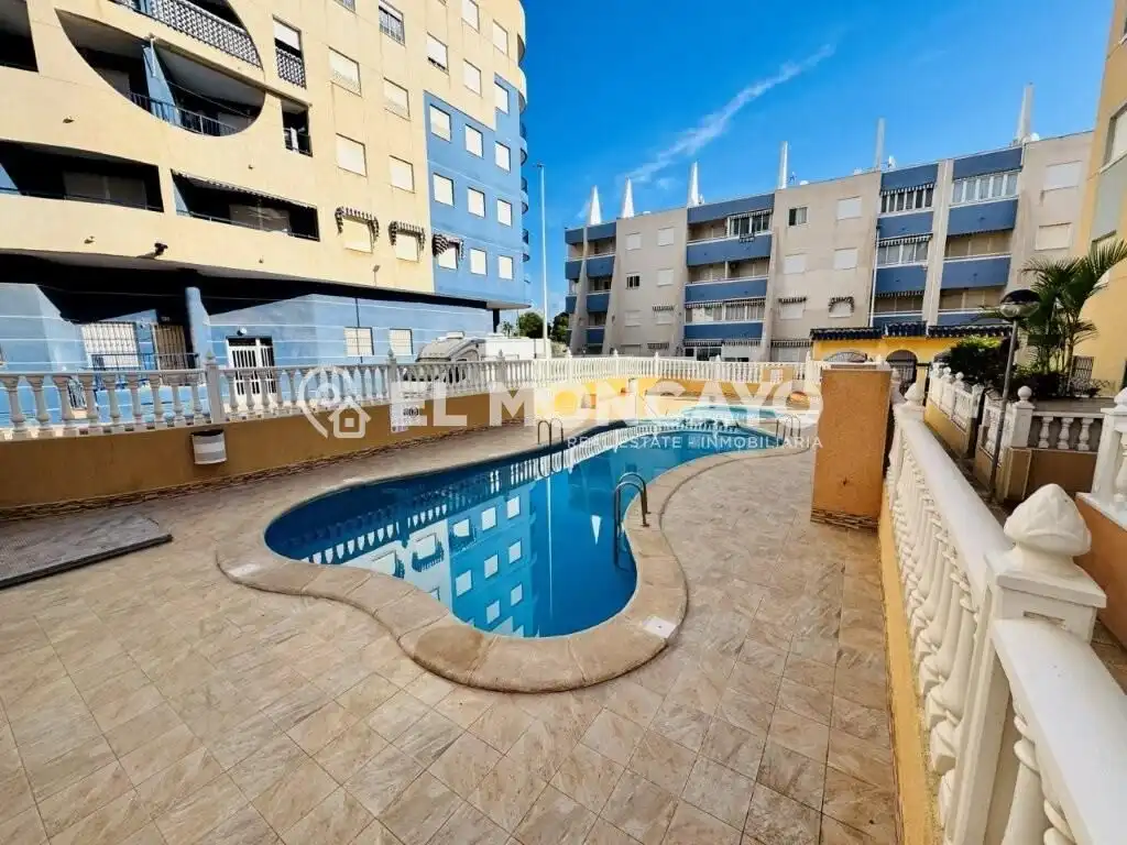 Apartament amb piscina en venda a La Mata, imagen 17