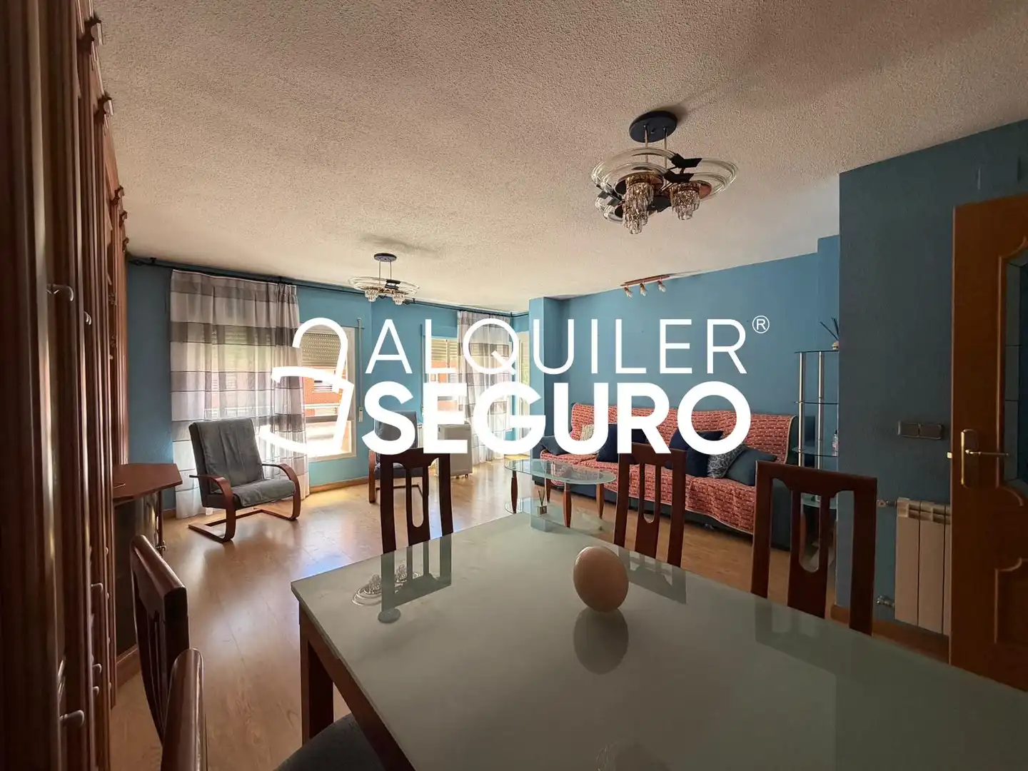 Sala d'estar de Pis de lloguer en Madrid amb Calefacció, Terrassa i Moblat