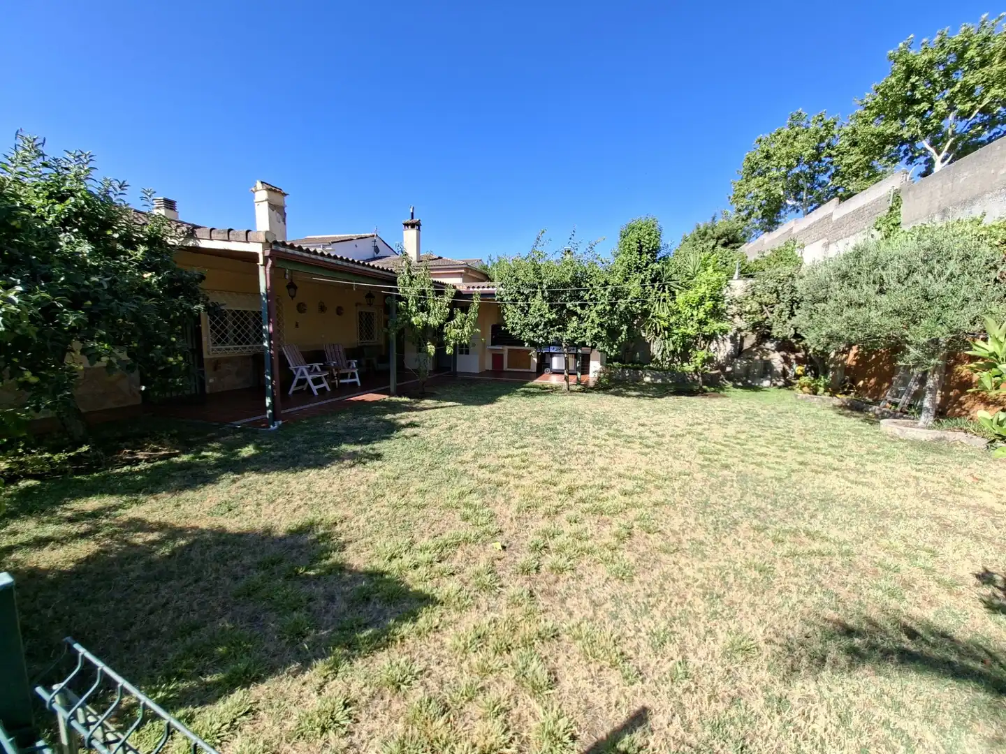 Jardí de Casa o xalet en venda en Plasencia amb Aire condicionat, Calefacció i Terrassa