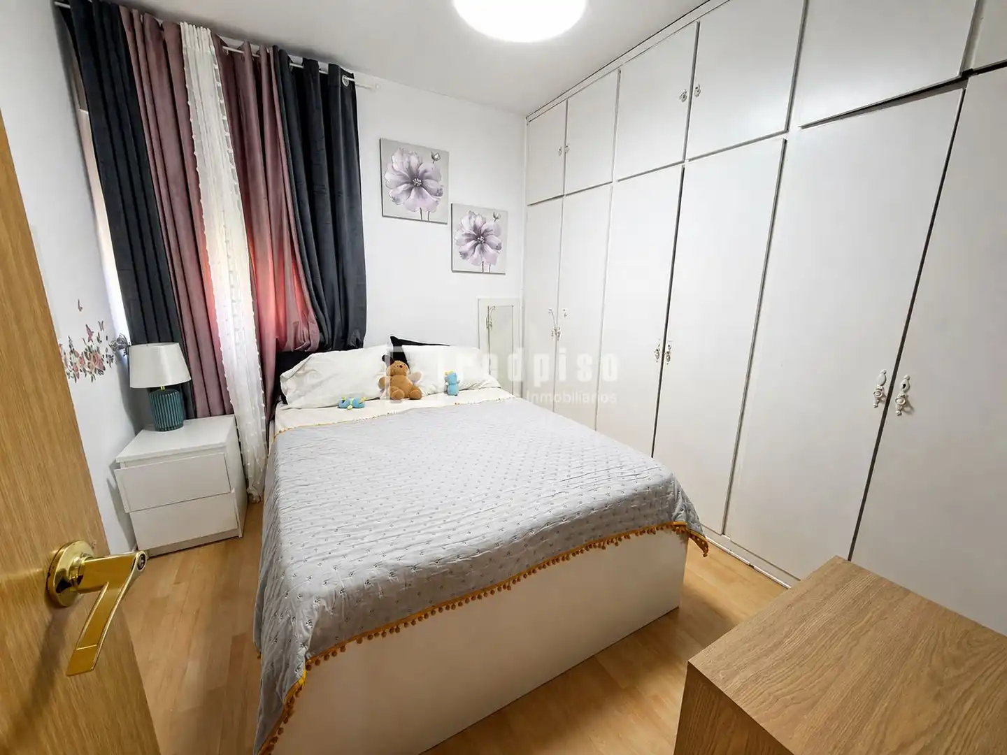 Habitación de Piso en venta en Madrid con Calefacción y Terraza