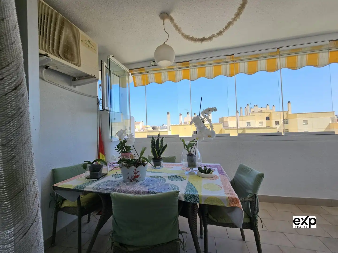 Dining room of Flat for sale in Fuengirola  with Air Conditioner, Swimming Pool and Furnished