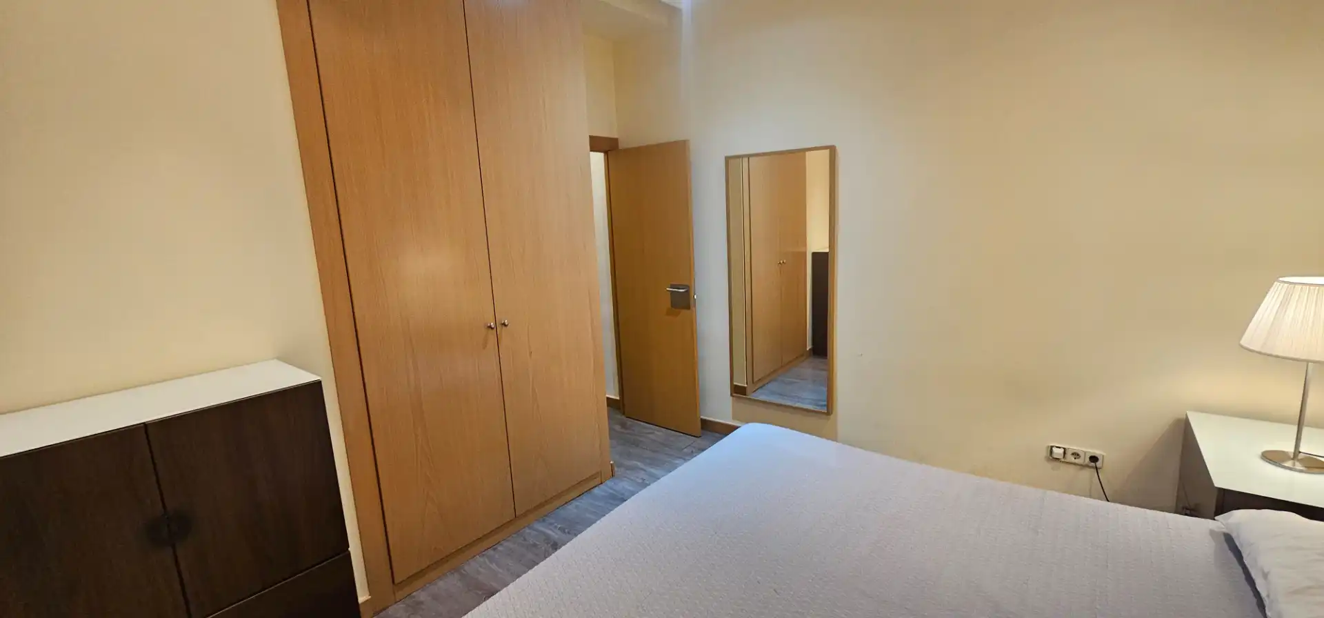 Bedroom of Flat for rent in Madrid  with Air Conditioner, Heating and Furnished