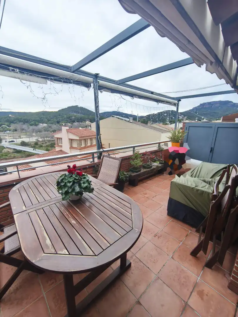 Terraza de Dúplex en venta en Matadepera con Terraza, Trastero y Amueblado