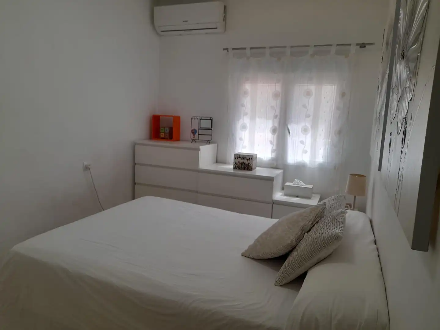 Schlafzimmer von Dachboden zum Verkauf in San Pedro del Pinatar mit Klimaanlage, Privatgarten und Terrasse