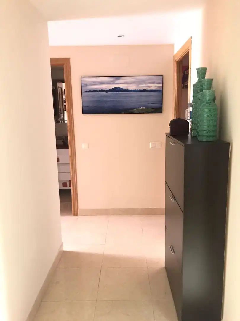 Flat for rent in Algeciras  with Air Conditioner and Furnished