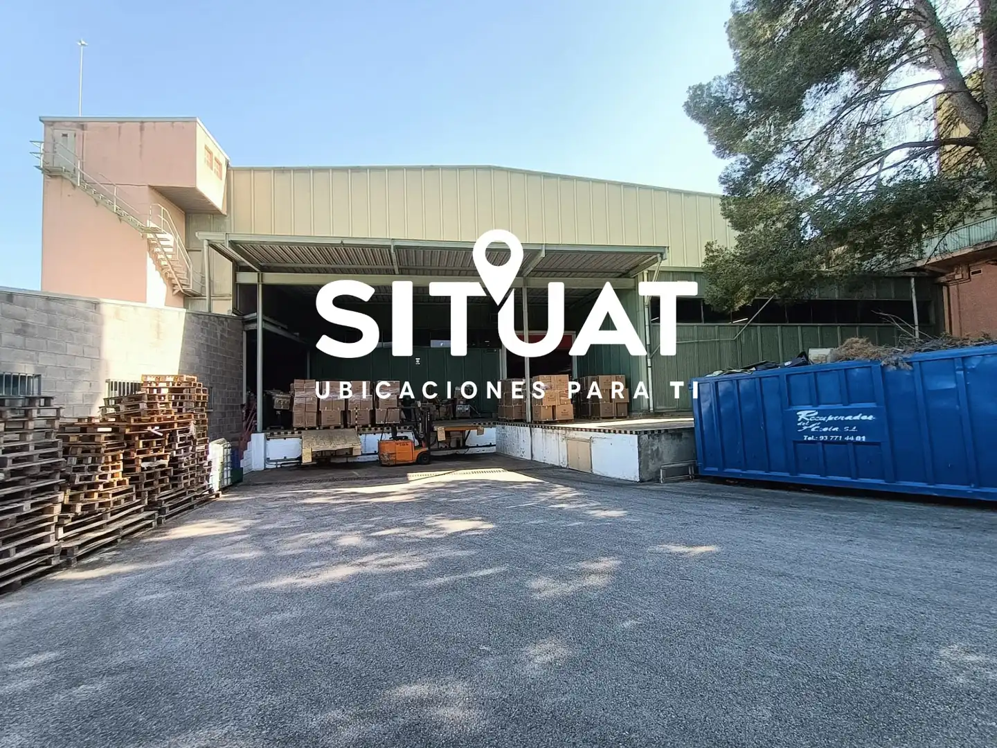 Industrial building with lift for sale in Avinguda de la Riera 23, imagen 28