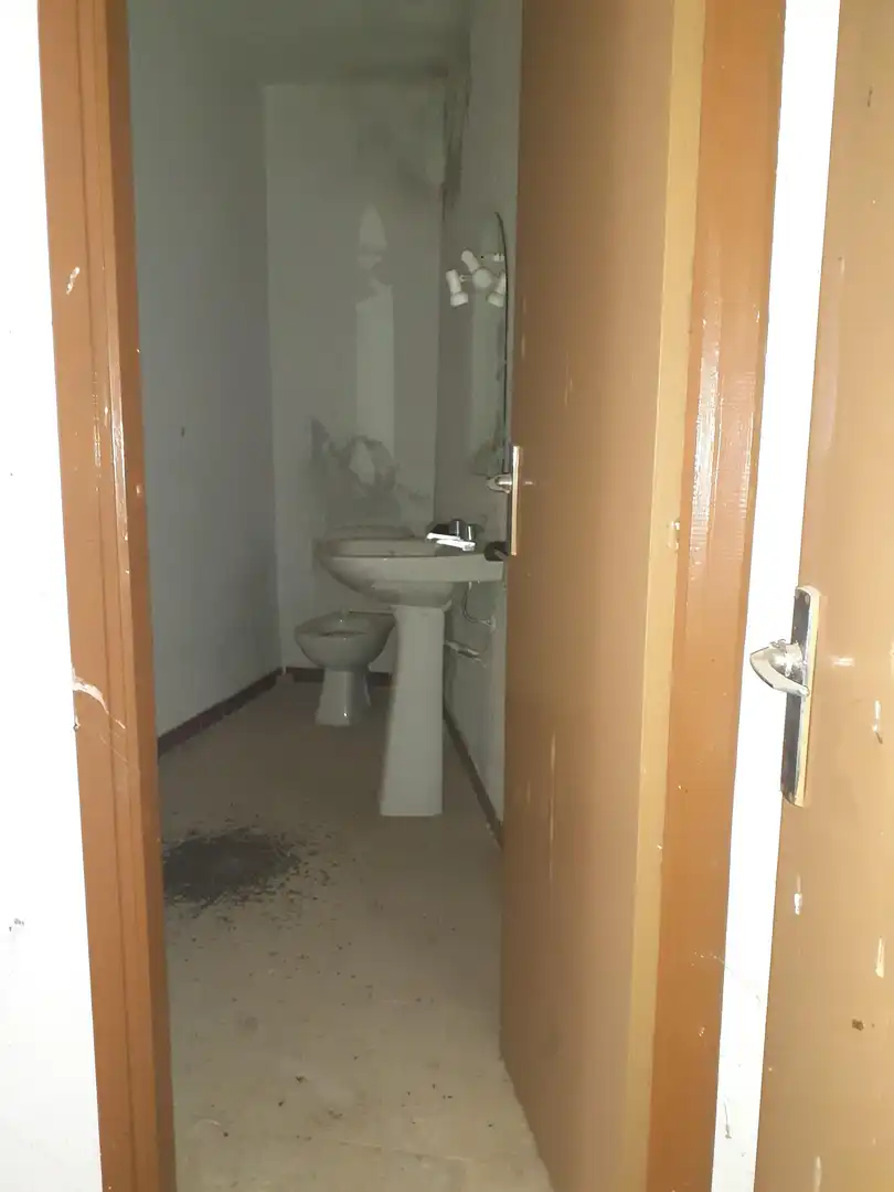 Bathroom of Houses for sale in Alcolea de Calatrava