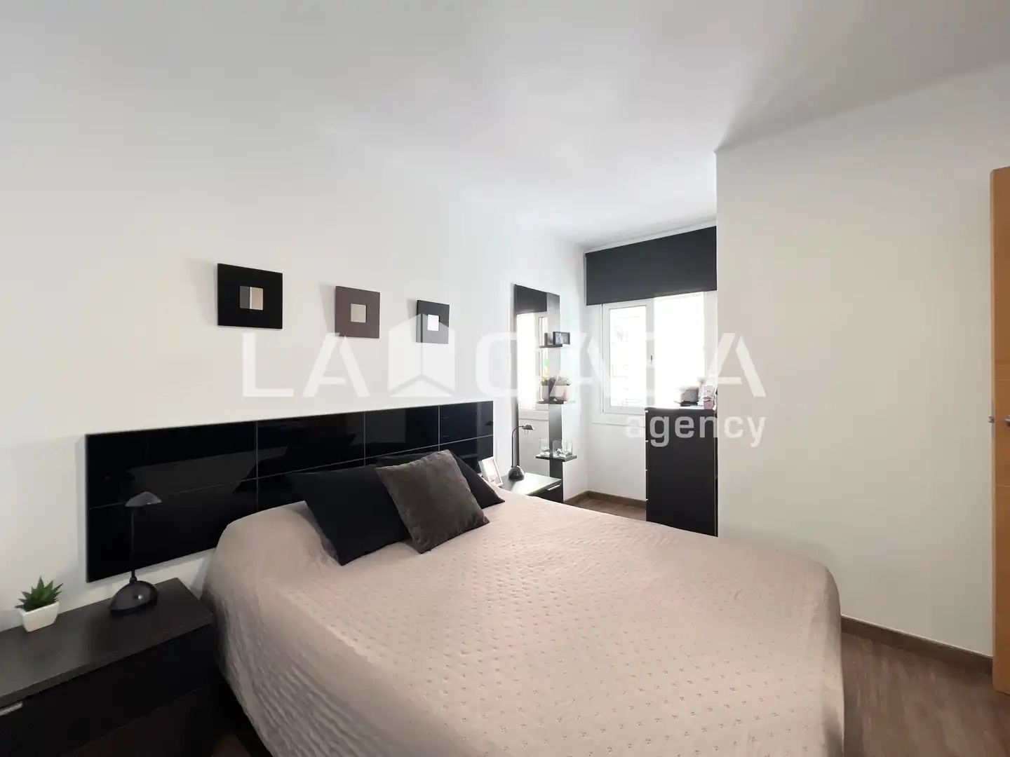 Habitación de Piso en venta en Badalona con Calefacción