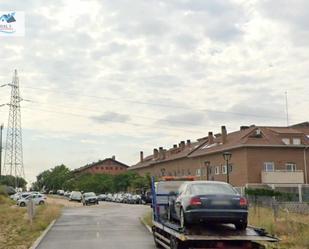 Vista exterior de Nau industrial en venda en Sevilla la Nueva