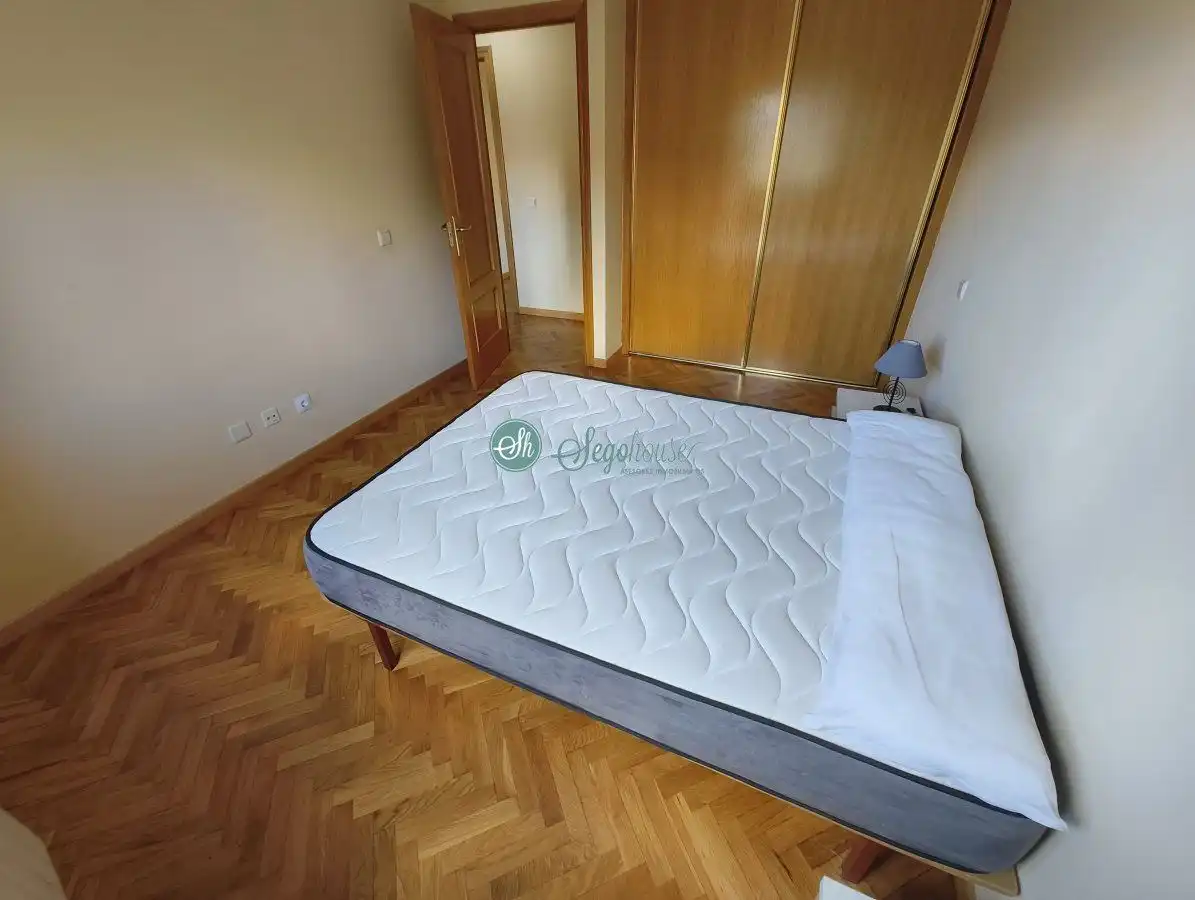 Bedroom of Flat for sale in Segovia  with Heating, Storage room and Furnished