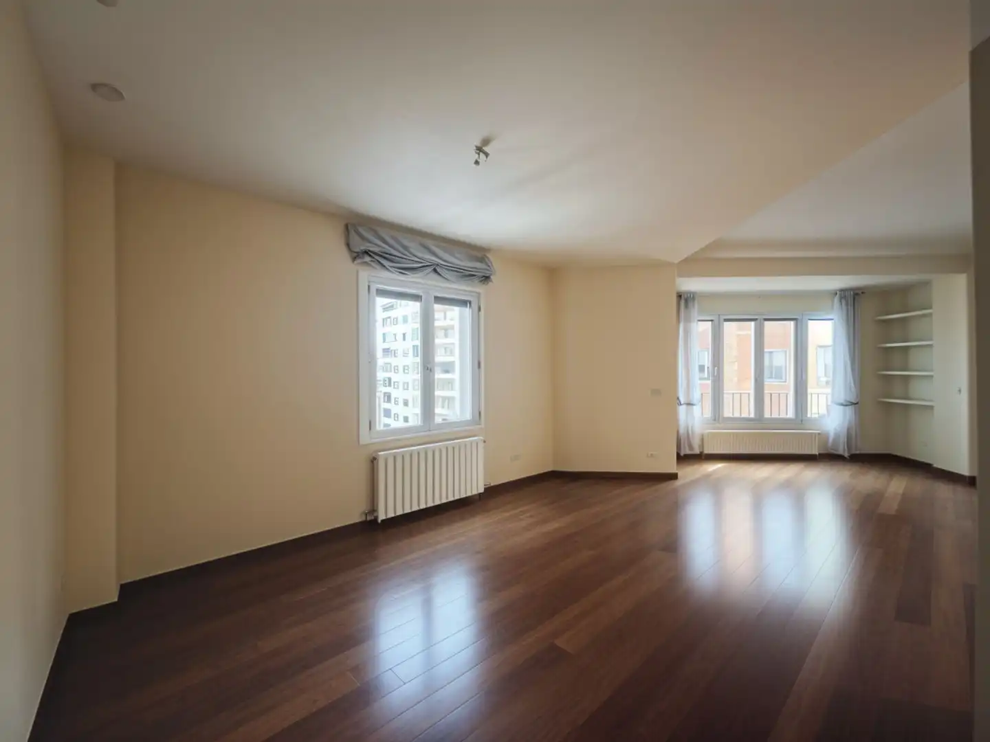 Sala de estar de Piso en venta en Zaragoza con Aire acondicionado, Calefacción y Trastero
