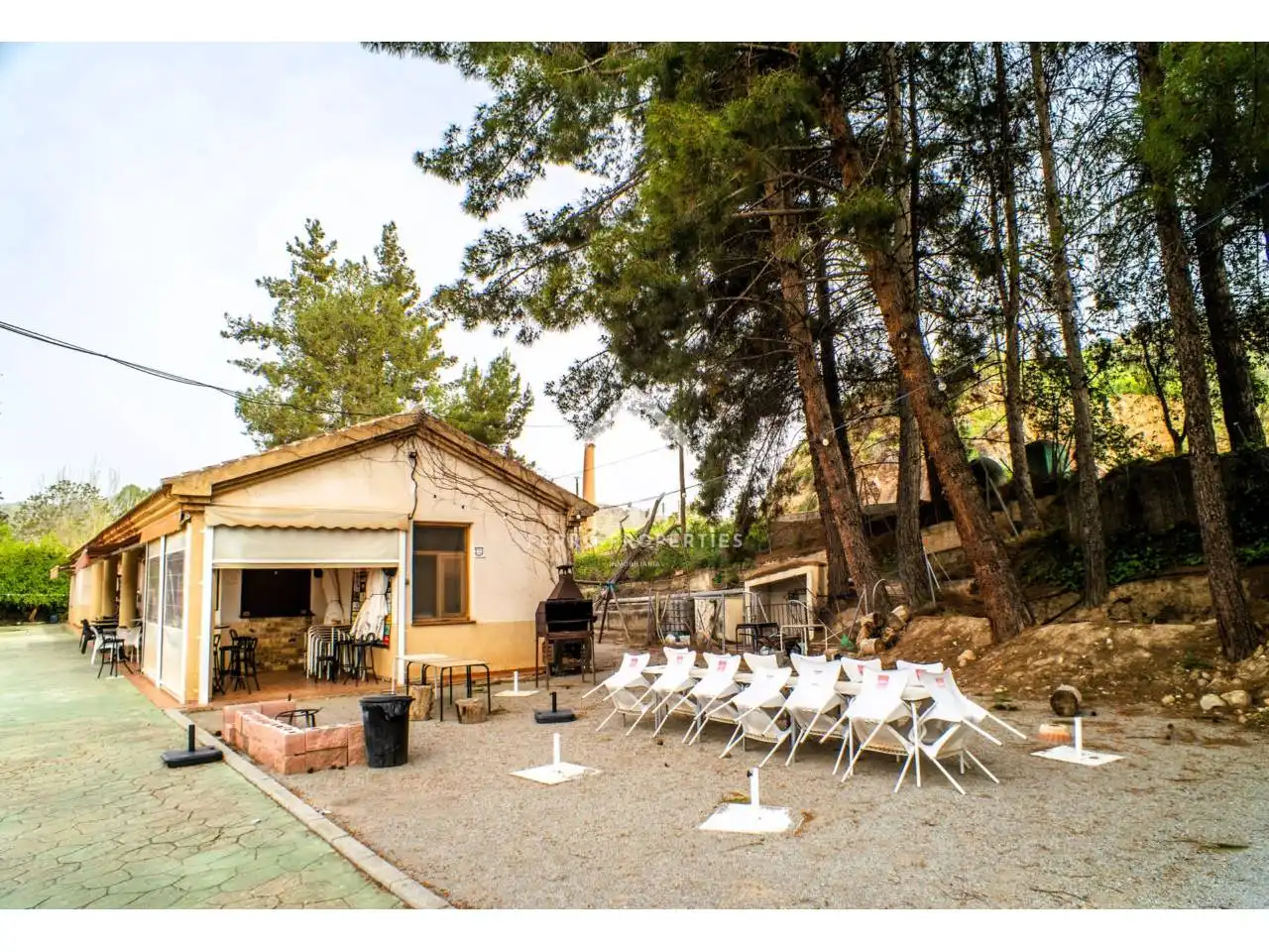 Terrassa de Finca rústica en venda en Loja amb Aire condicionat, Calefacció i Jardí privat