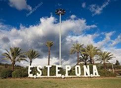 Exterior view of Single-family semi-detached for sale in Estepona  with Air Conditioner, Terrace and Furnished