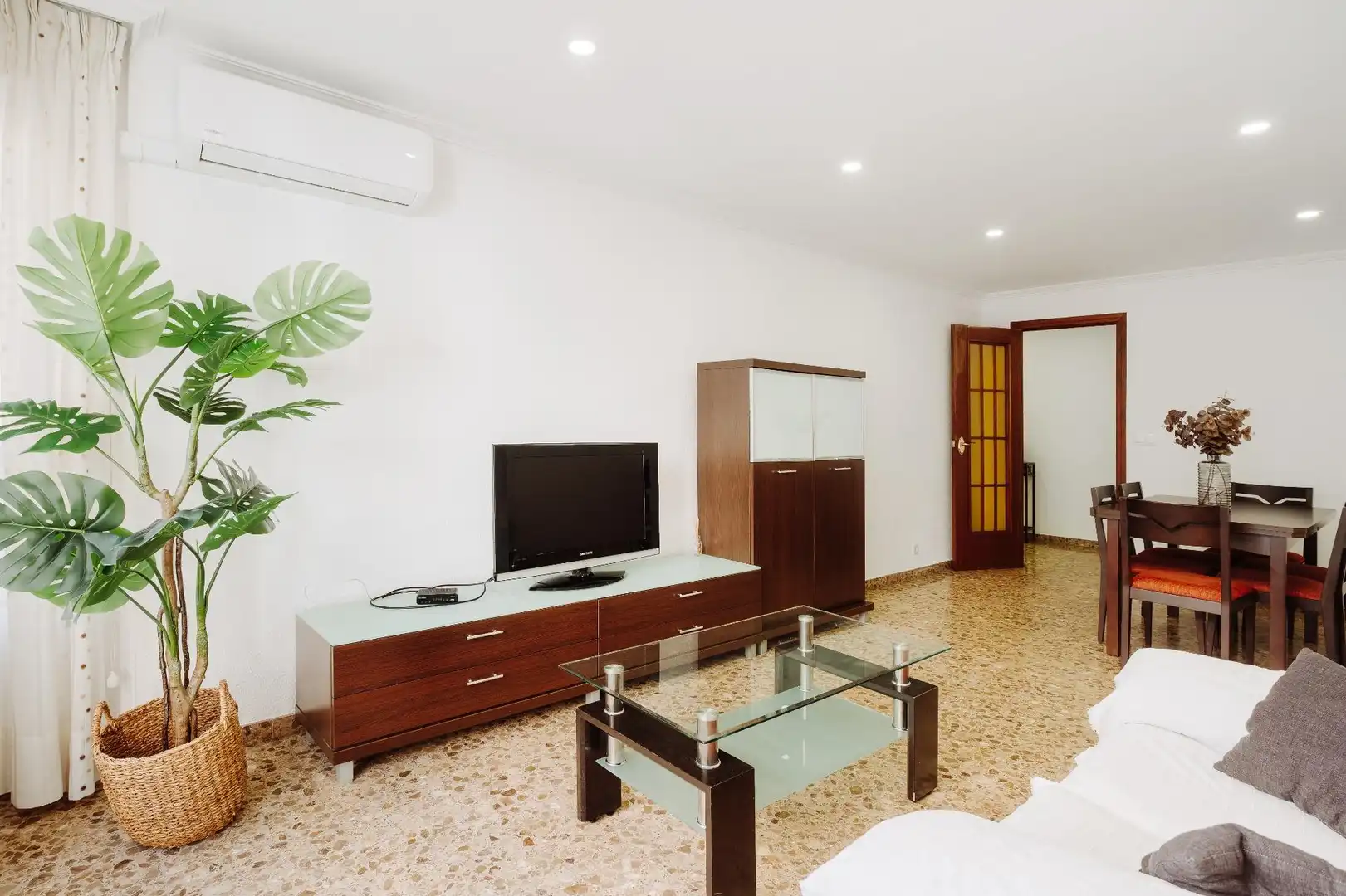 Wohnzimmer von Wohnung zum Verkauf in Alicante / Alacant mit Klimaanlage, Heizung und Terrasse