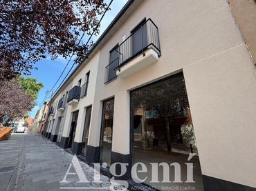Local comercial en alquiler en Palau-solità i Plegamans