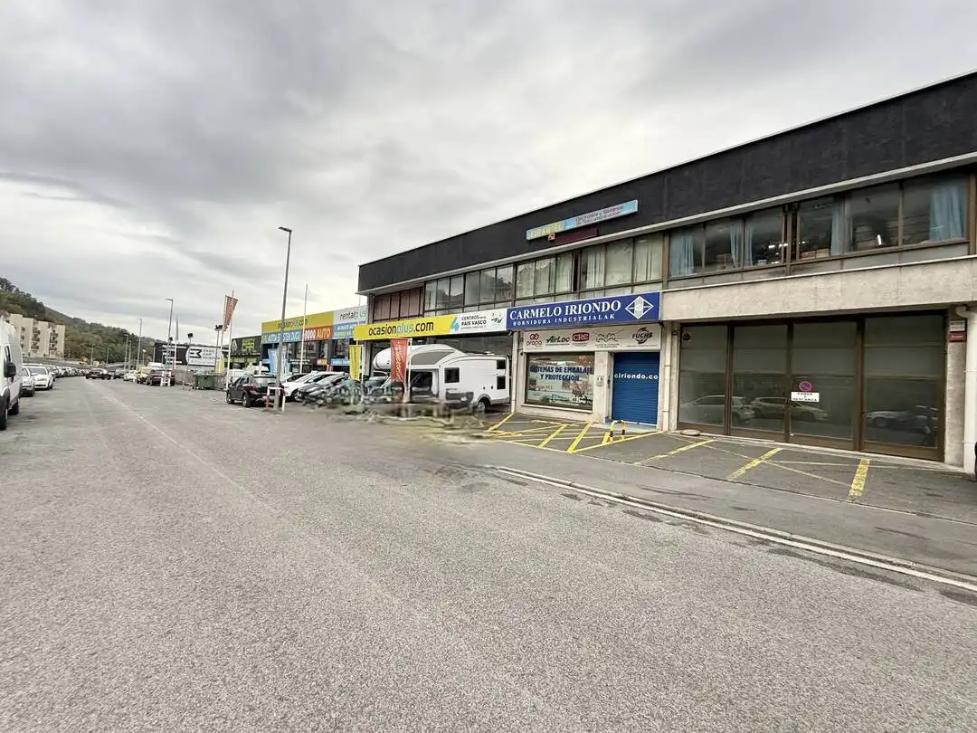 Industrial building to rent in Olaso Kalea