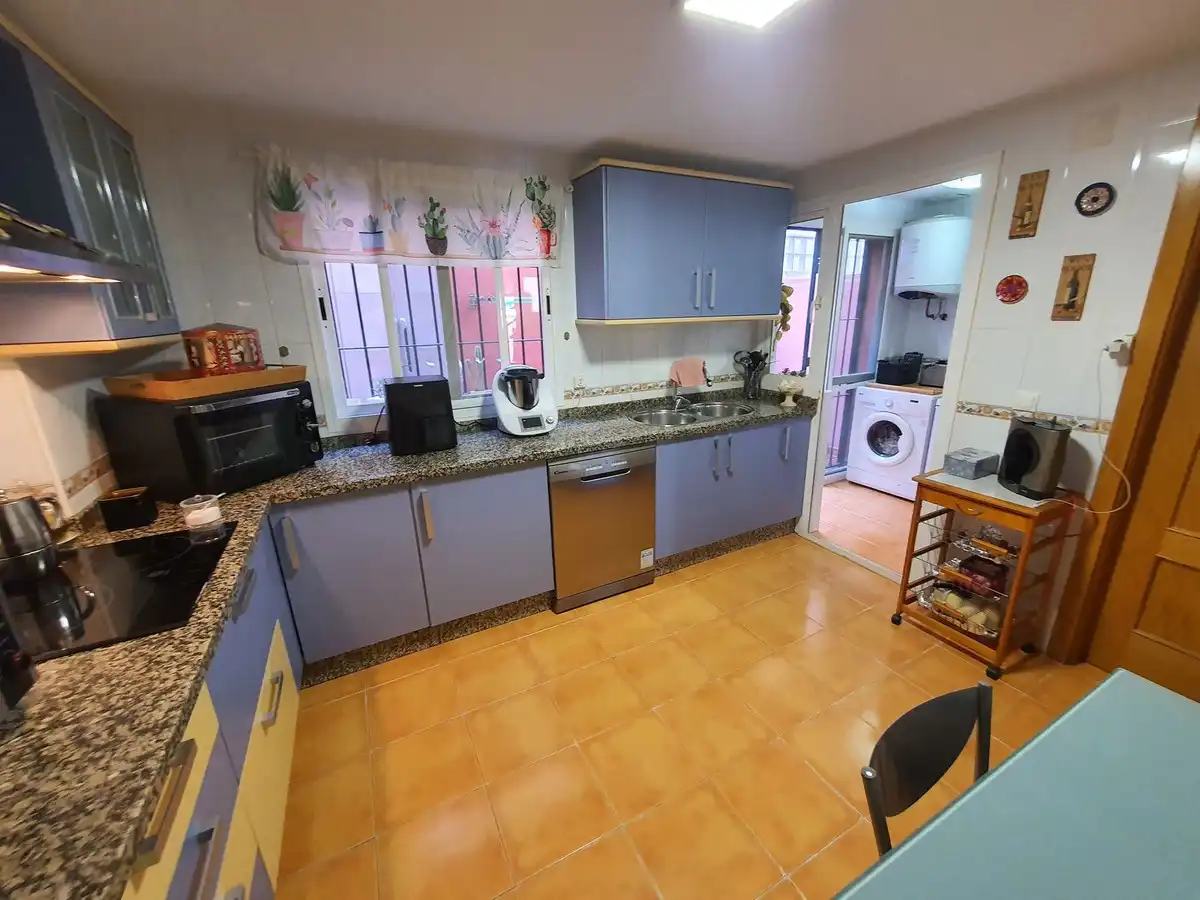 Cocina de Casa adosada en venta en Málaga con Aire acondicionado, Calefacción y Terraza