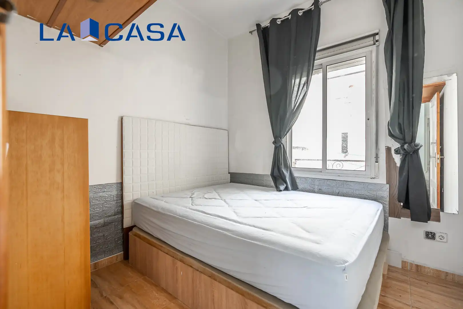 Bedroom of Flat for sale in Madrid