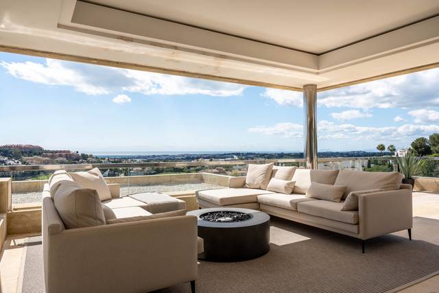 Piso en Venta en Marbella - Marbella,Nueva Andalucia,Avenida del Pr en Las Brisas