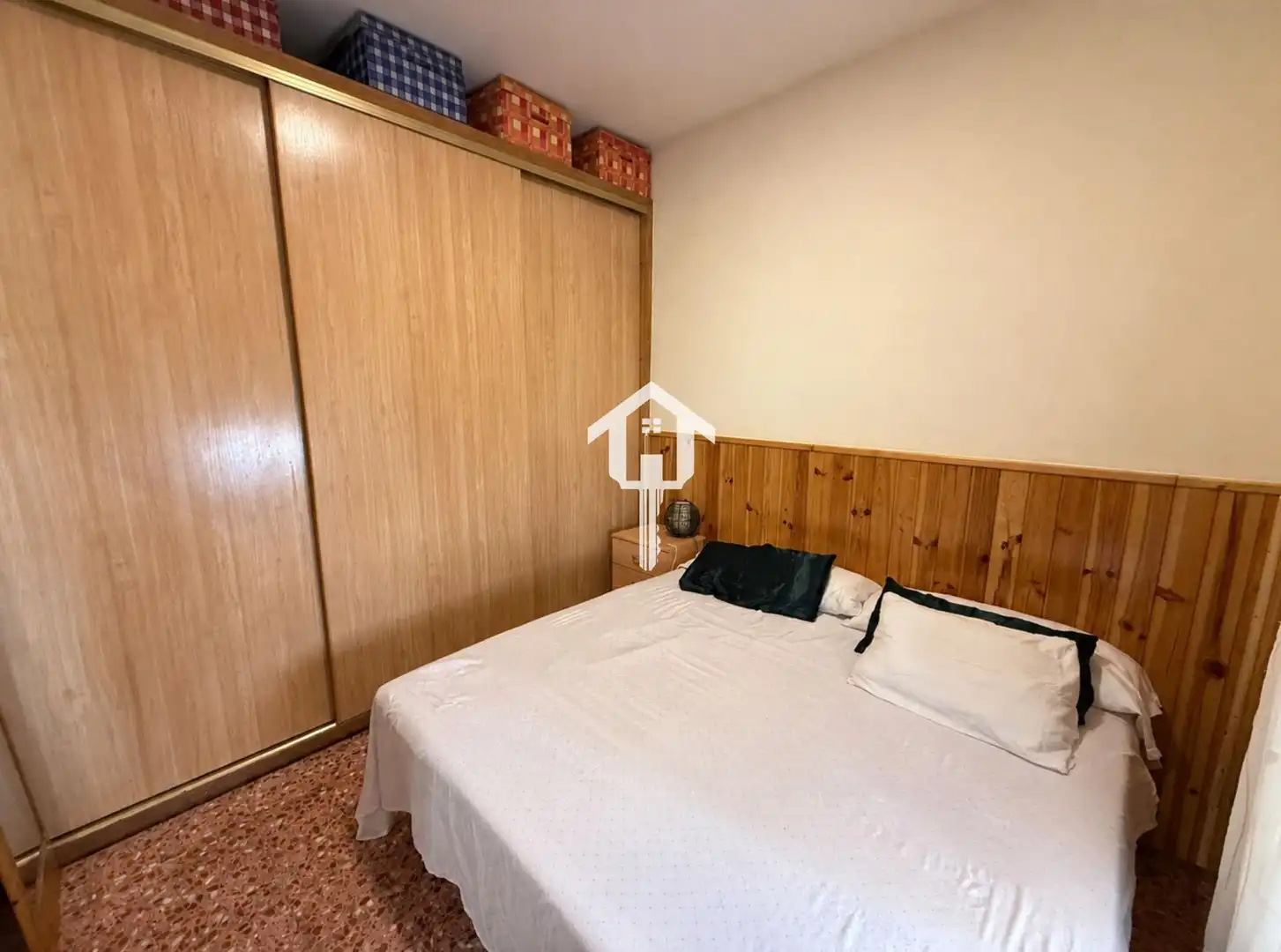 Habitación de Casa adosada en venta en Alicante / Alacant