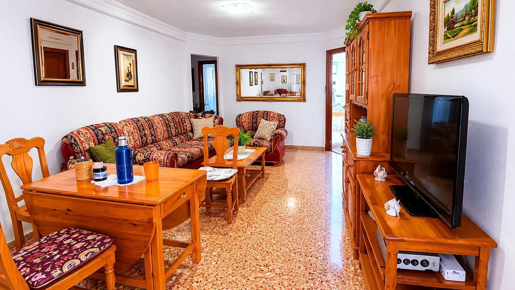 Sala de estar de Apartamento en venta en Tavernes de la Valldigna con Calefacción y Amueblado