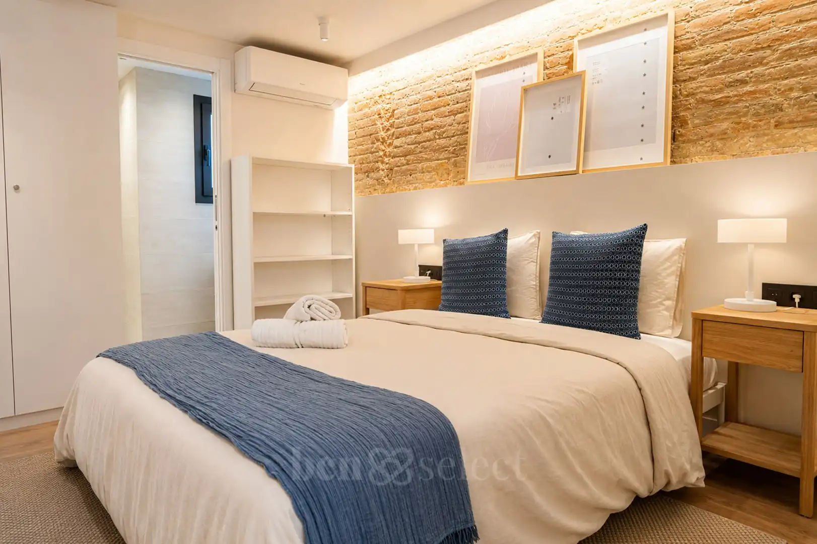 Bedroom of Duplexes for sale in Barcelona  with Air Conditioner, Heating and Private garden