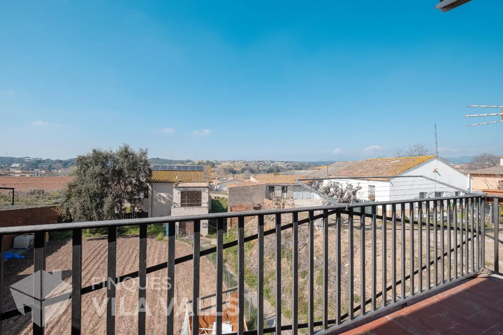 Vista exterior de Piso en venta en Palau-solità i Plegamans