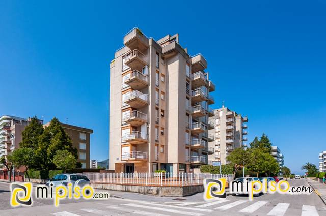 Piso en Alquiler en Zona Playa
