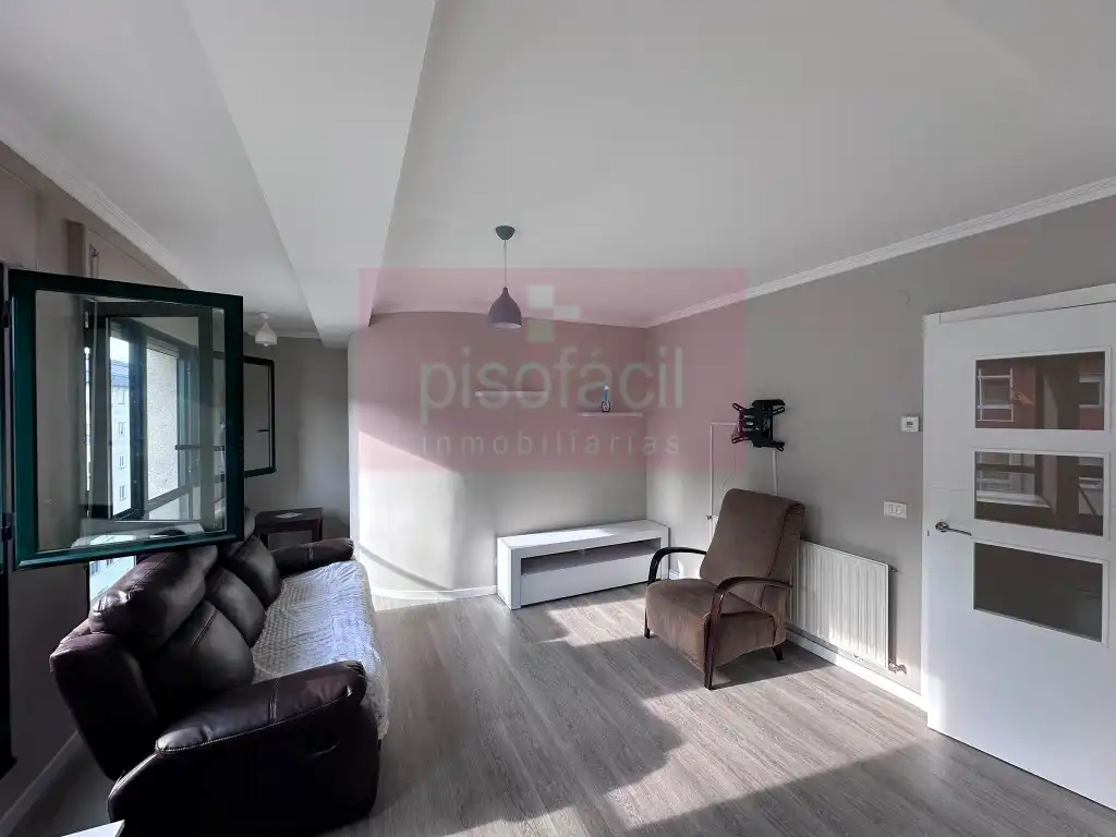 Wohnzimmer von Wohnung zum Verkauf in Lugo