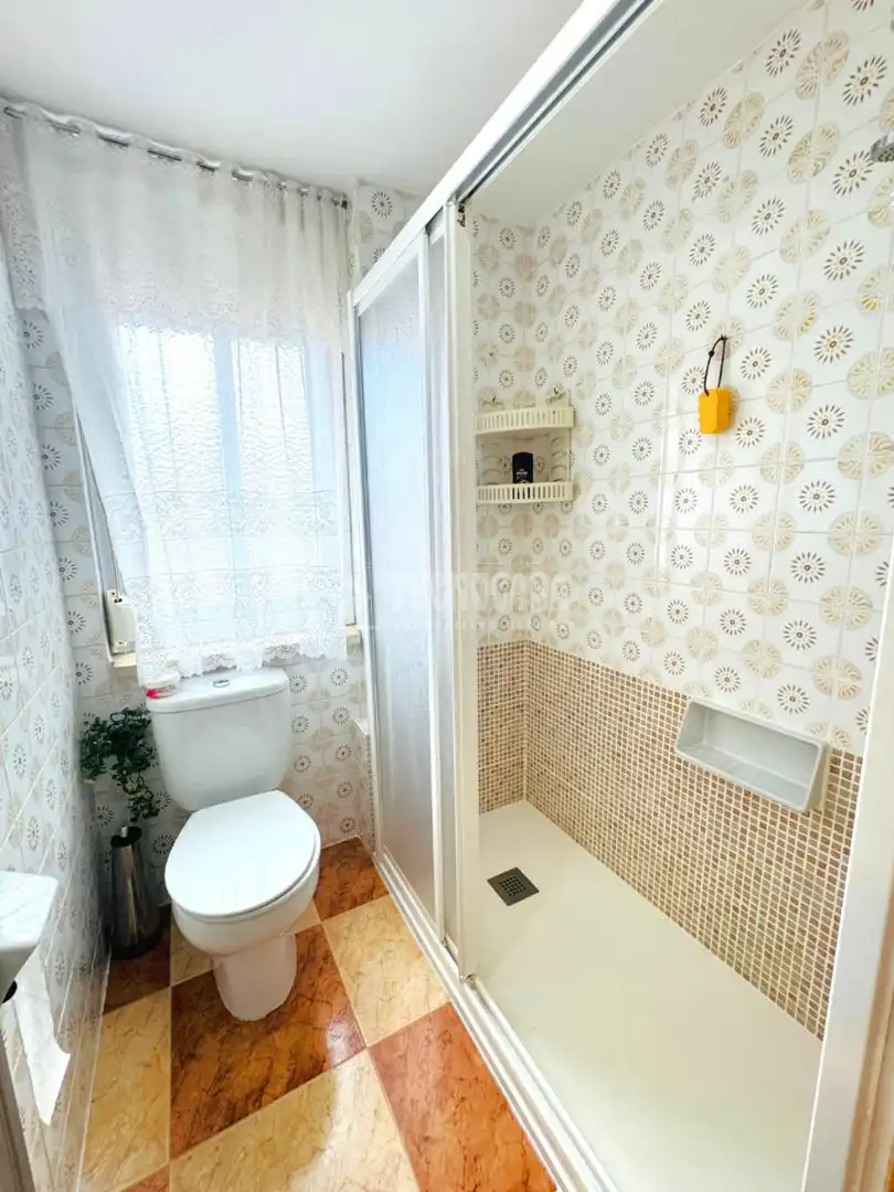 Badezimmer von Wohnung zum Verkauf in Talavera de la Reina mit Klimaanlage und Heizung