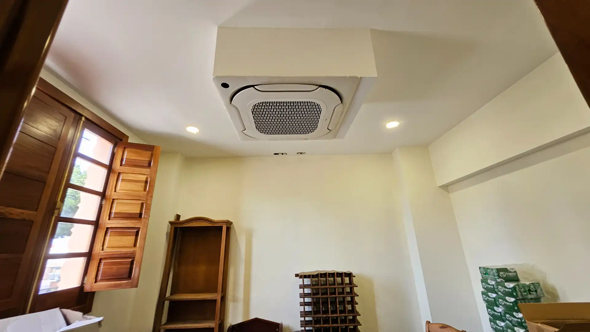 Edificio en venta en Ingenio con Alarma