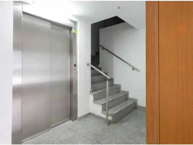 Piso en venta en Badalona con Aire acondicionado