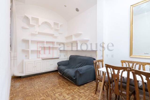 Piso en Venta en Calle de Preciados en Sol