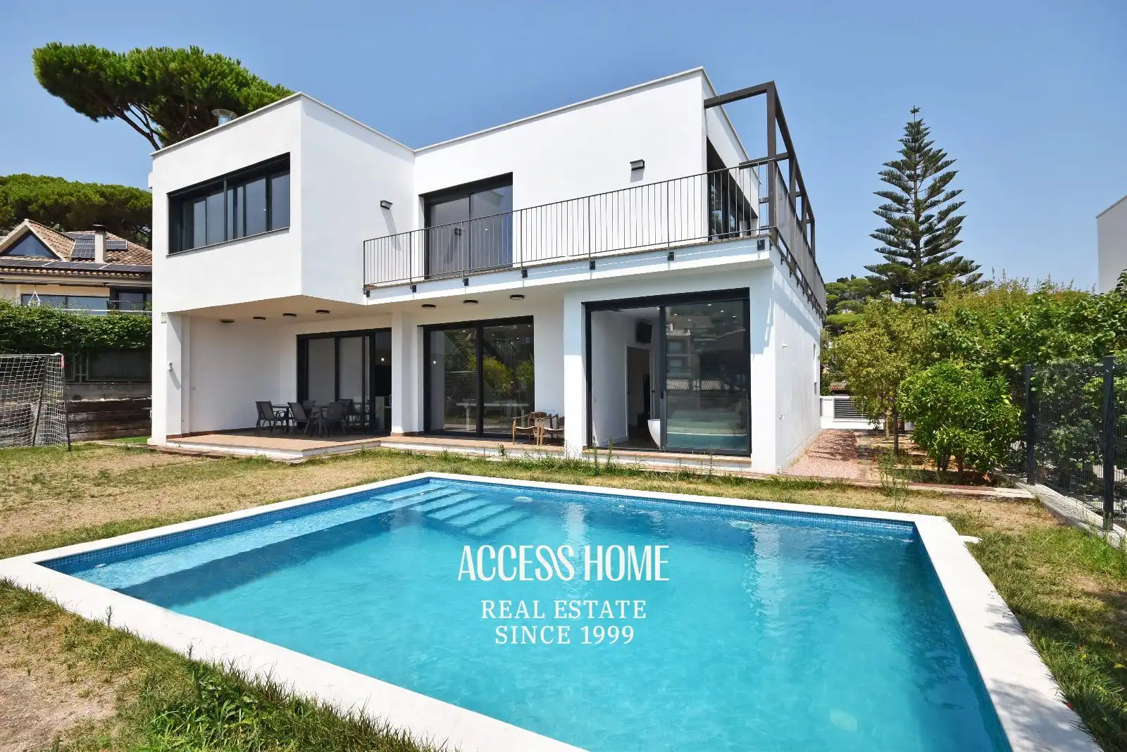 Villa mit Pool zum Verkauf in Premià de Dalt