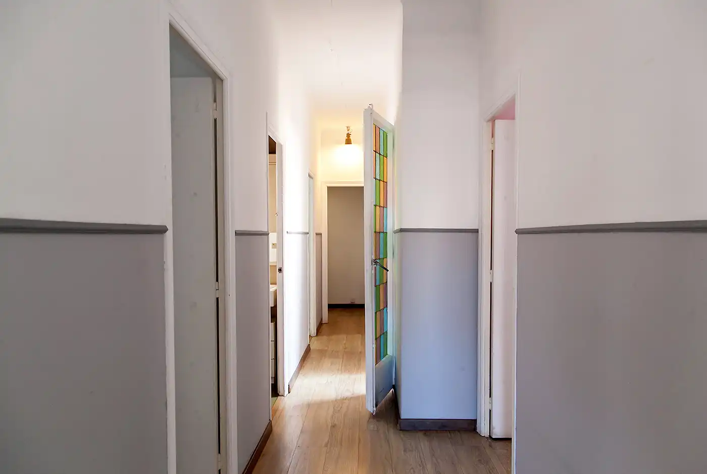Wohnung zum Verkauf in Barcelona mit Balkon und Alarm