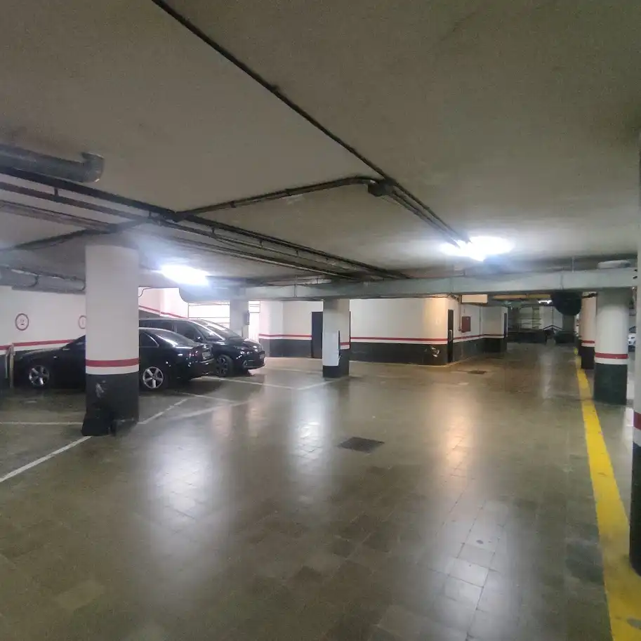 Aparcament de Garatge en venda en Barcelona