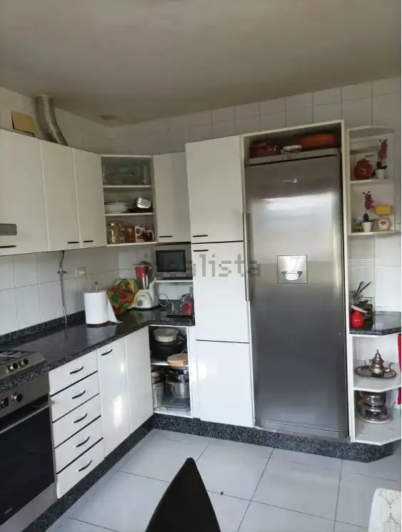 Cocina de Casa o chalet en venta en San Cibrao das Viñas con Calefacción, Jardín privado y Parquet